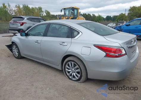 2015 Nissan Altima 2.5 from USA, damaged, VIN 1N4AL3AP4FC160890